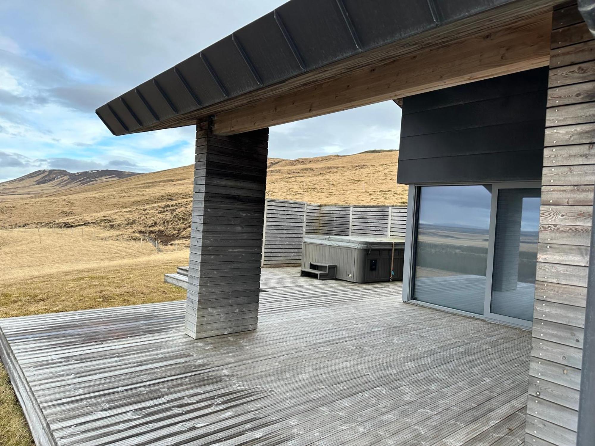 Вилла Hekla Adventures Хвольсвёдлюр Экстерьер фото